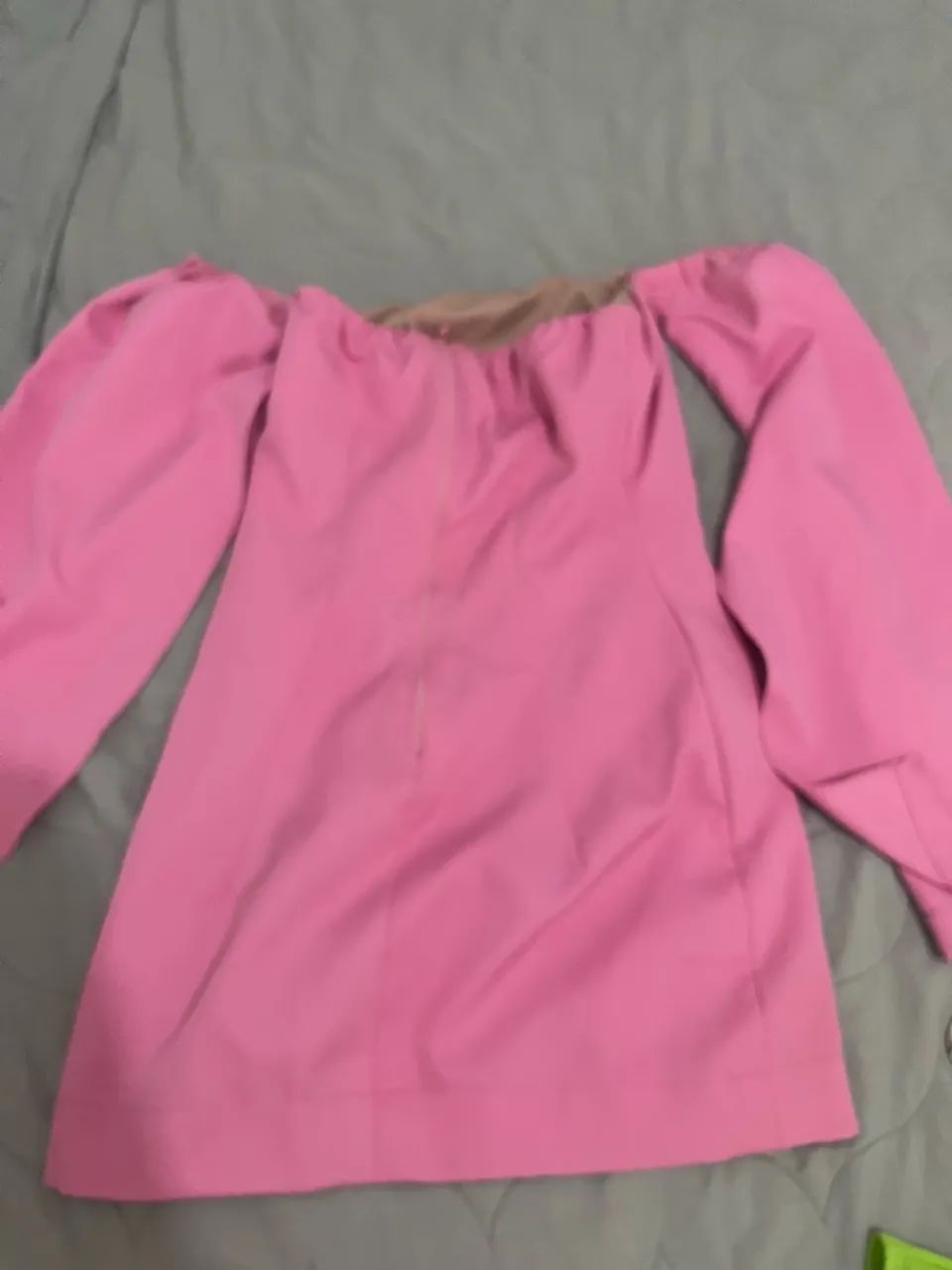 Vestido rosa com mangas abertas  - Foto 3