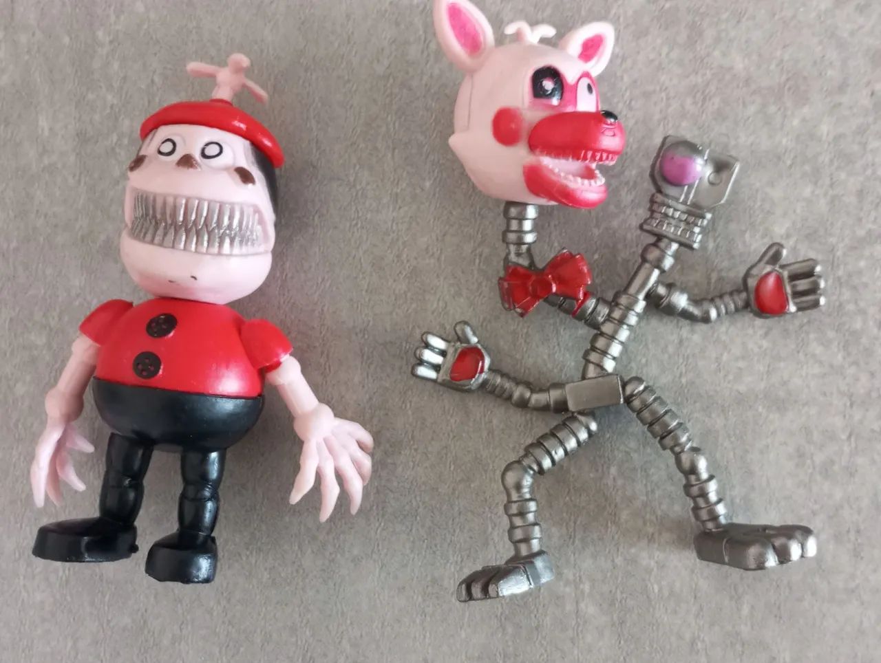 Five Nights at Freddiy's - lote com 7 - Foto 3