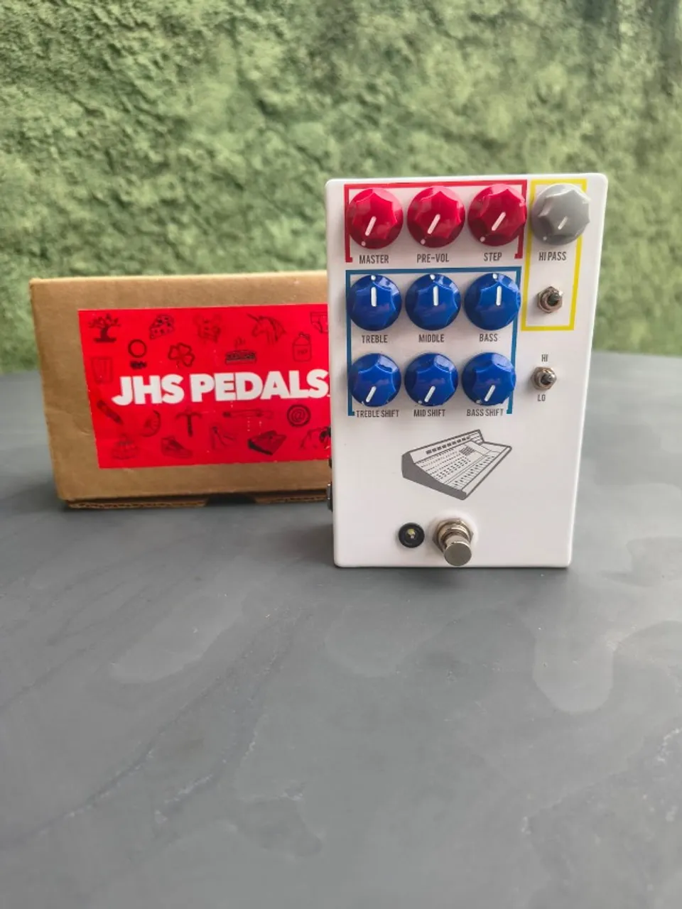 Pedal Darkglass Microtubes B7K Ultra V1 - Preamp / DI Contrabaixo