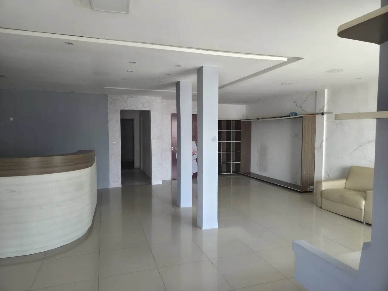 Loja comercial na Av. Camilo de Holanda, esquina com a Princesa Isabel e perto da Lagoa.  - Foto 2