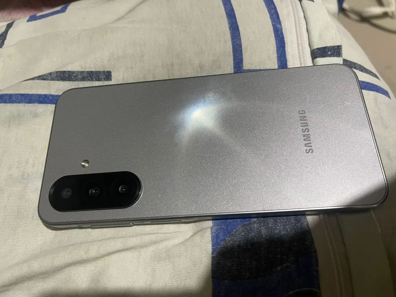 Celular A17  - Foto 2