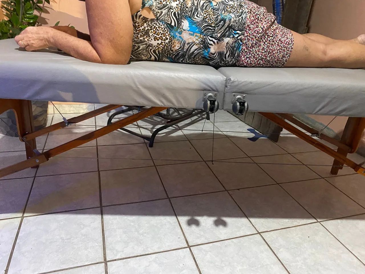 Vendo uma maca de massagem 