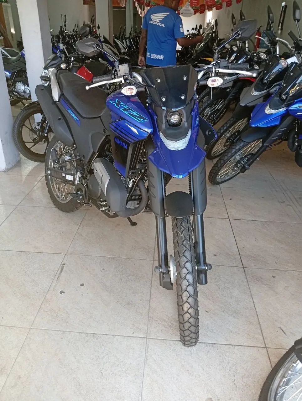Lander 250 0km 2026 - Foto 2