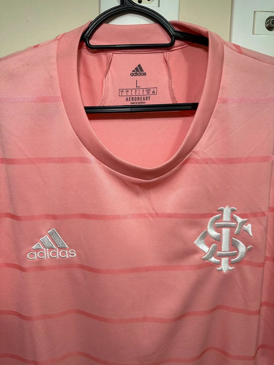 Camisa Internacional adidas outubro Rosa 2021 - Foto 2