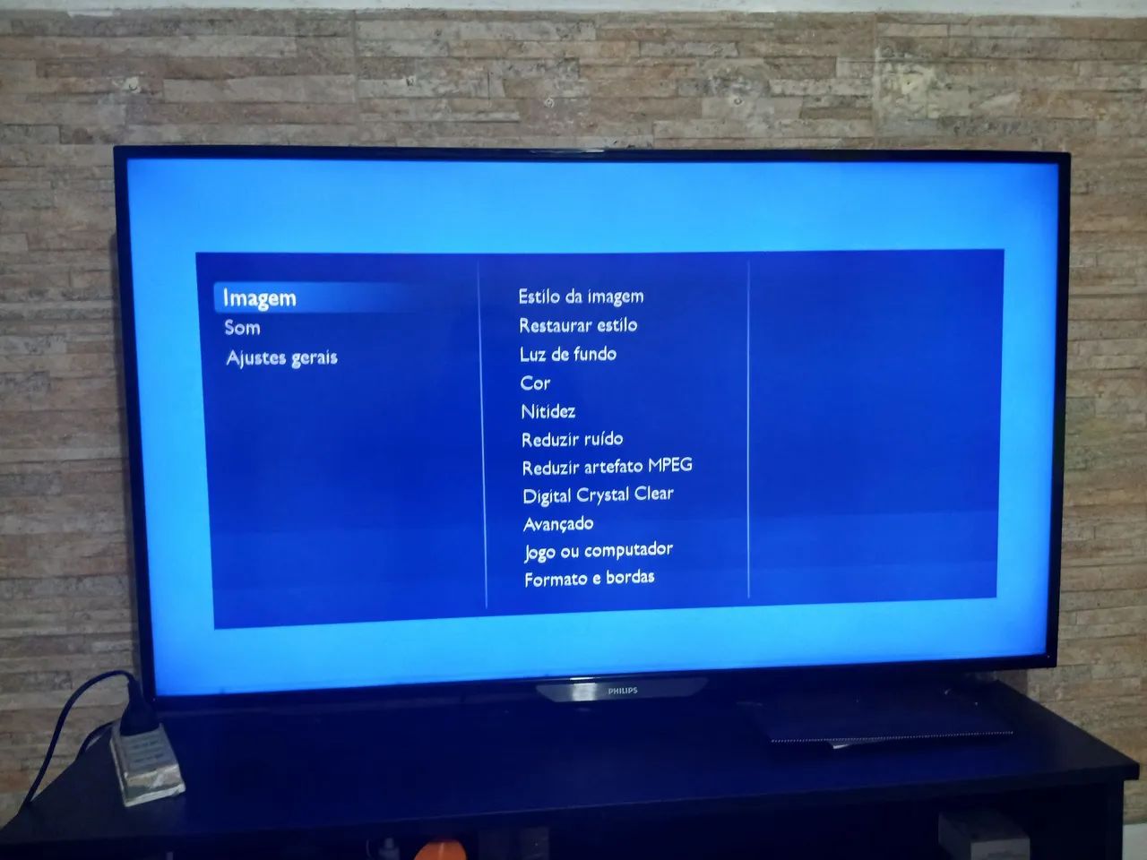 Tv lcd Philips 42 polegadas (não e smarttv)