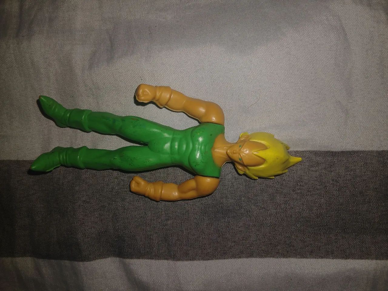 Conjunto de 5 Bonecos Antigos (Star wars e Dragon Ball) - Foto 4