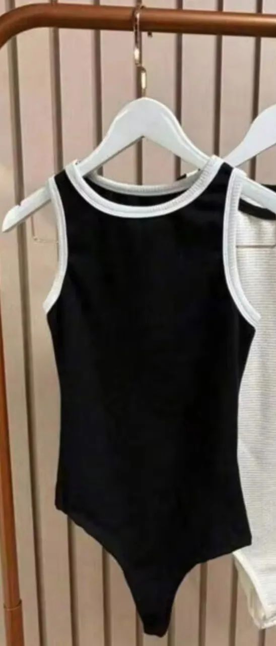 Body preto e branco shein novo
