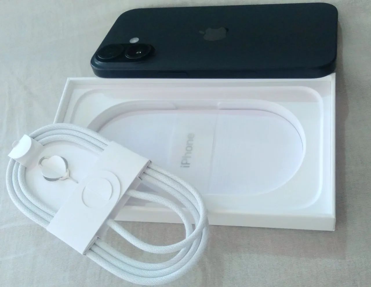 Iphone 16 novo / 128GB - Foto 3
