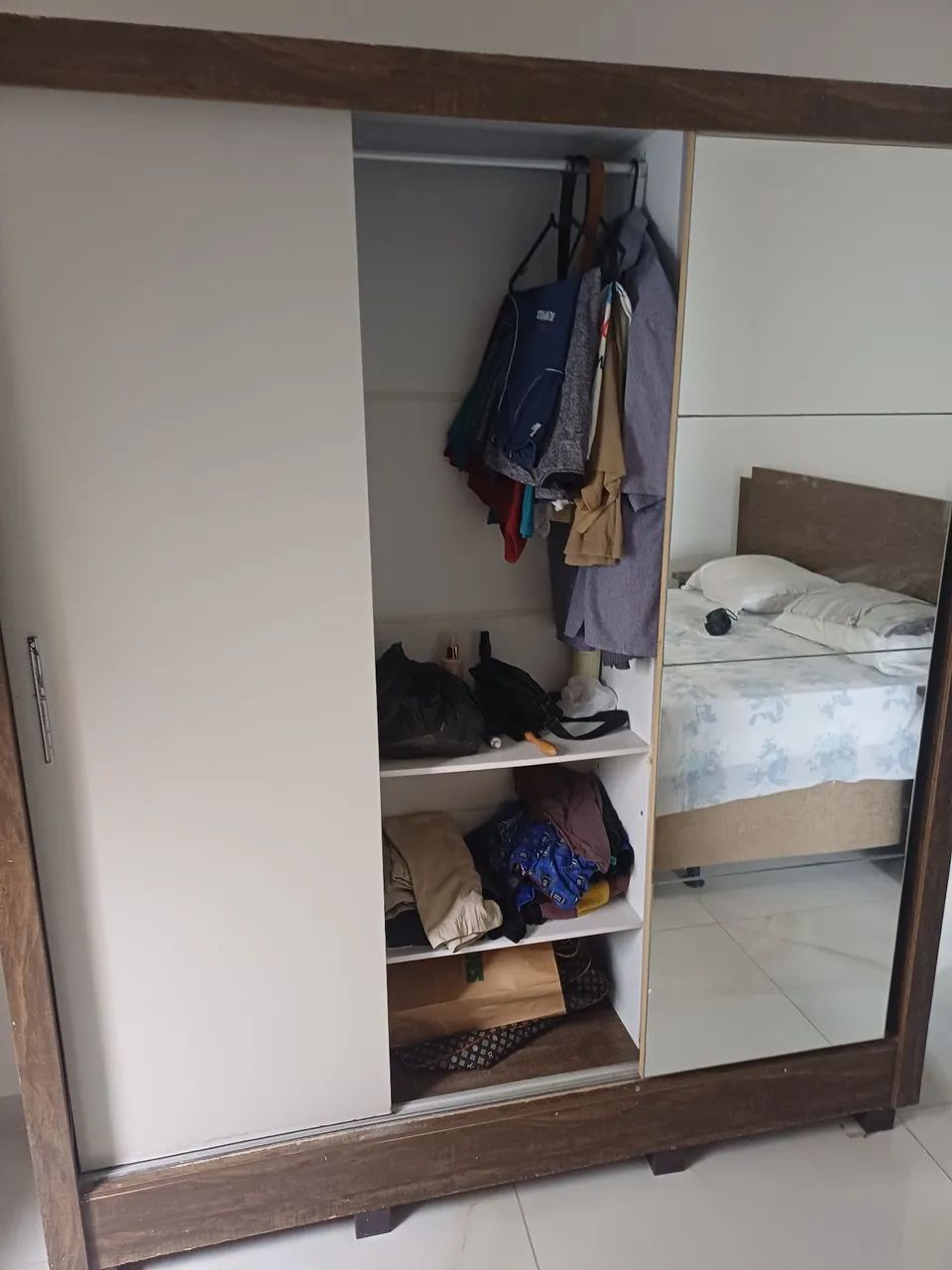 Guarda roupa 3 portas com espelho  - Foto 5