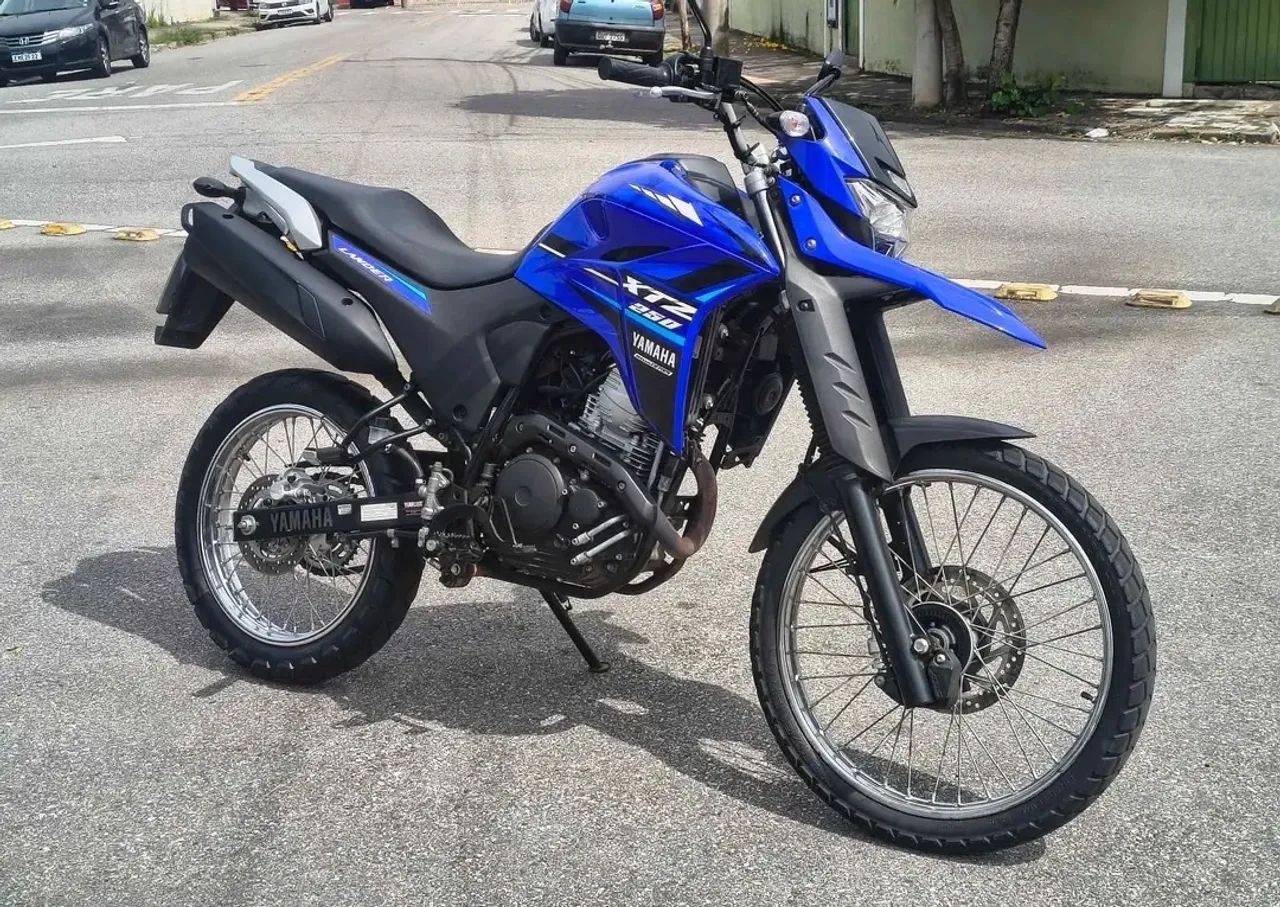 Vendo Moto Yamaha XTZ 2024 - Foto 5