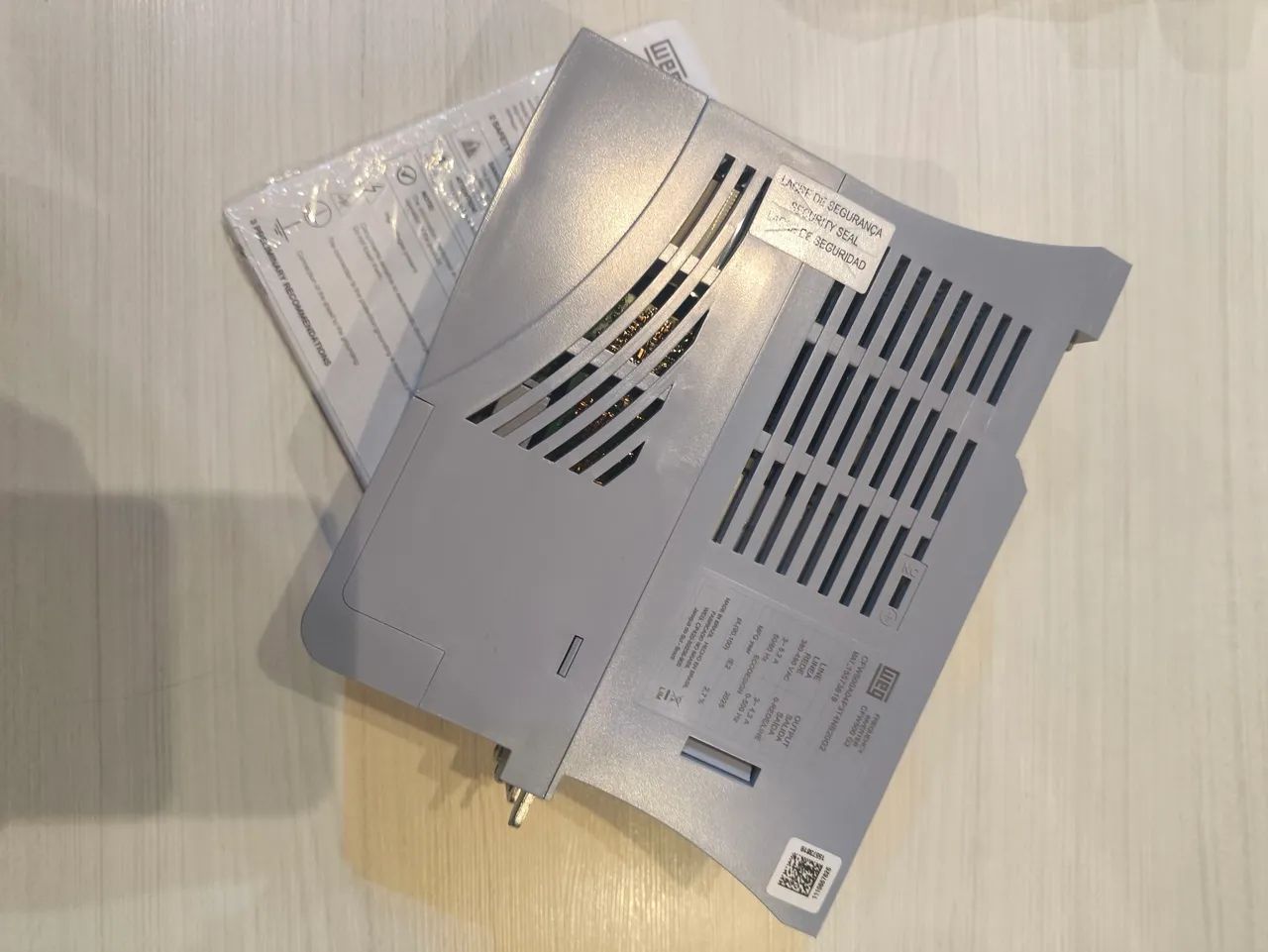 Inversor de frequência cfw500A04P3T4NB20G2 - Foto 2