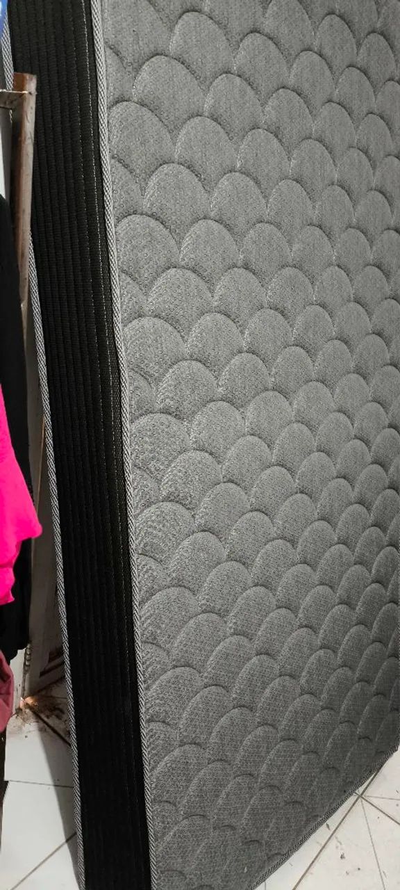 Cama Box solteiro Ortobom com base, semi nova.. Valor: 990,00 - Foto 4