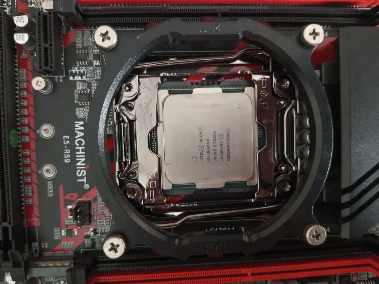 Kit Xeon V4 + 16GB RAM + Air Cooler Redragon - Bem conservado - Foto 3