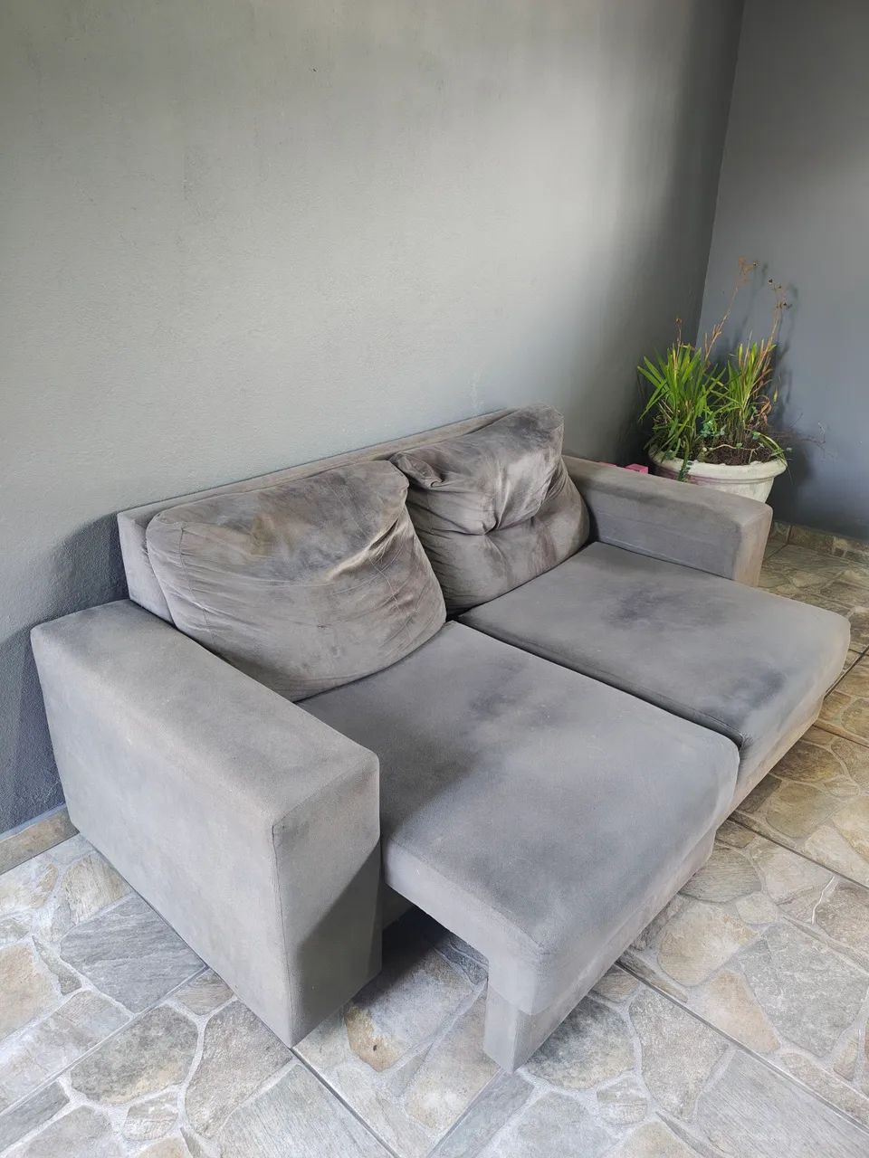 Sofá retrátil 3 lugares cinza 2,00 mts (Precinho) - Foto 2