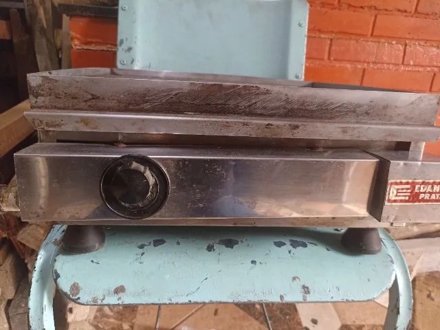 Chapa de lanches industrial 