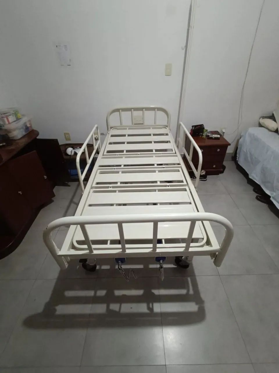Cama Hospitalar com colchão 