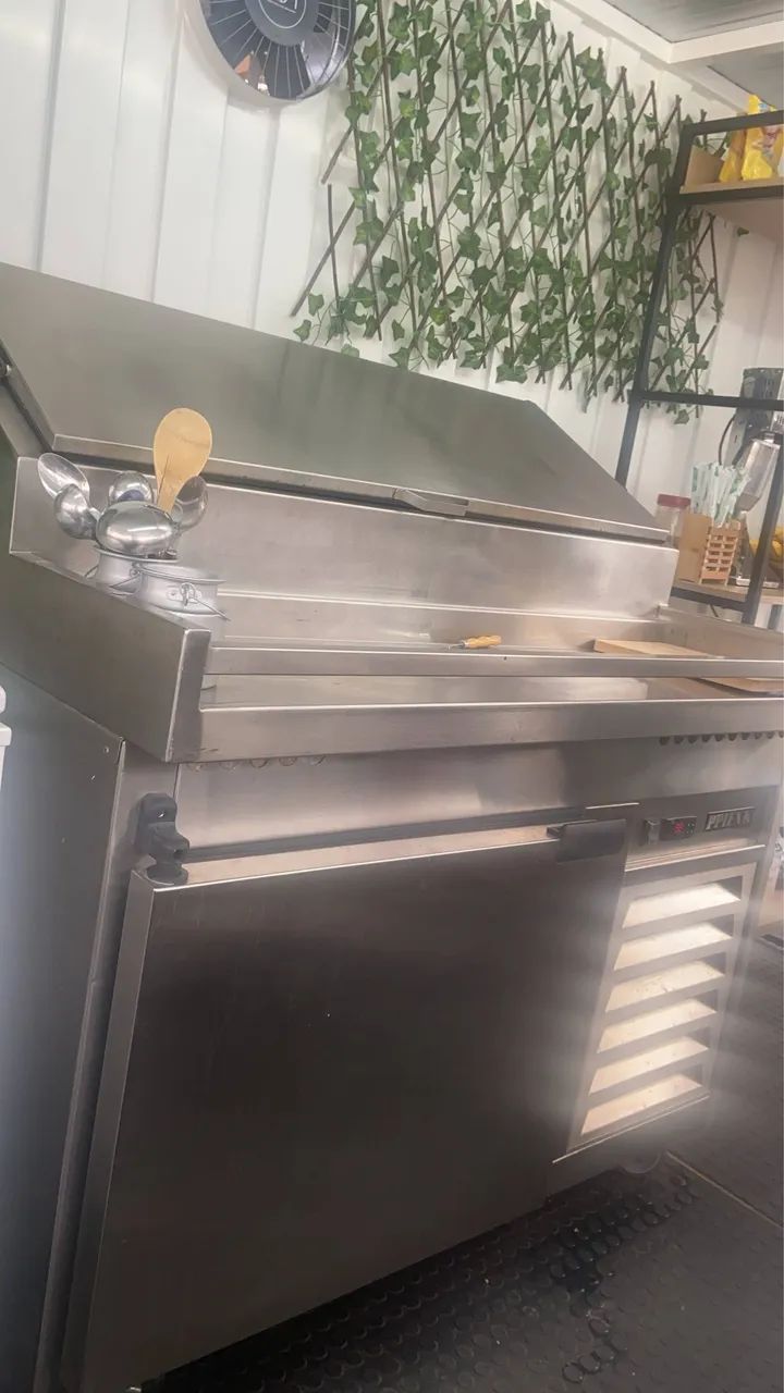 CONDIMENTADORA REFRIGERADA
