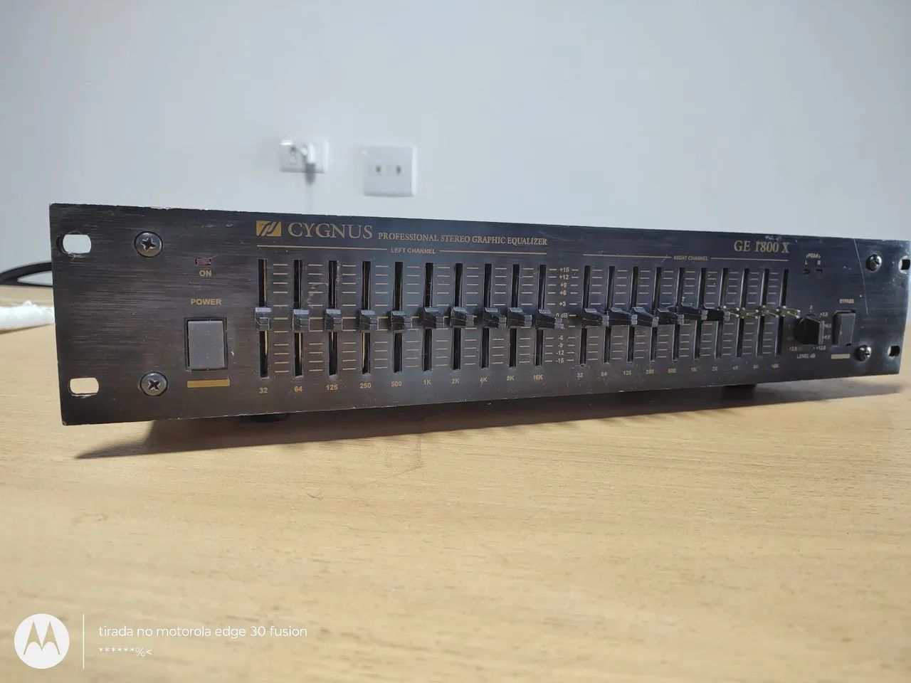 EQUALIZADOR CYGNUS GE1800X