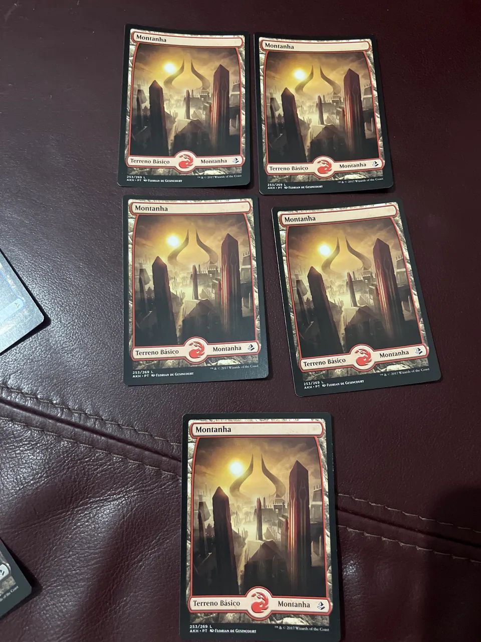 25 Terrenos Básicos Arte Estendida de Magic the Gathering em Português  - Foto 3