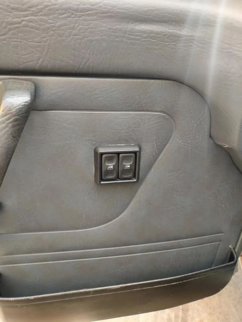 Volkswagen Gol GLI / GL/ Atlanta 1.8 (álcool) 1993