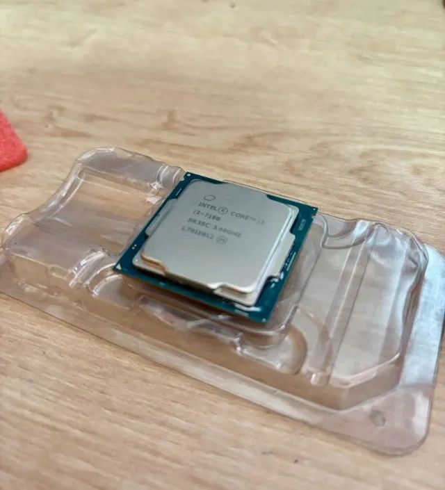 Pocessadores Intel I3 - 7100 -  3.90ghz - Foto 4