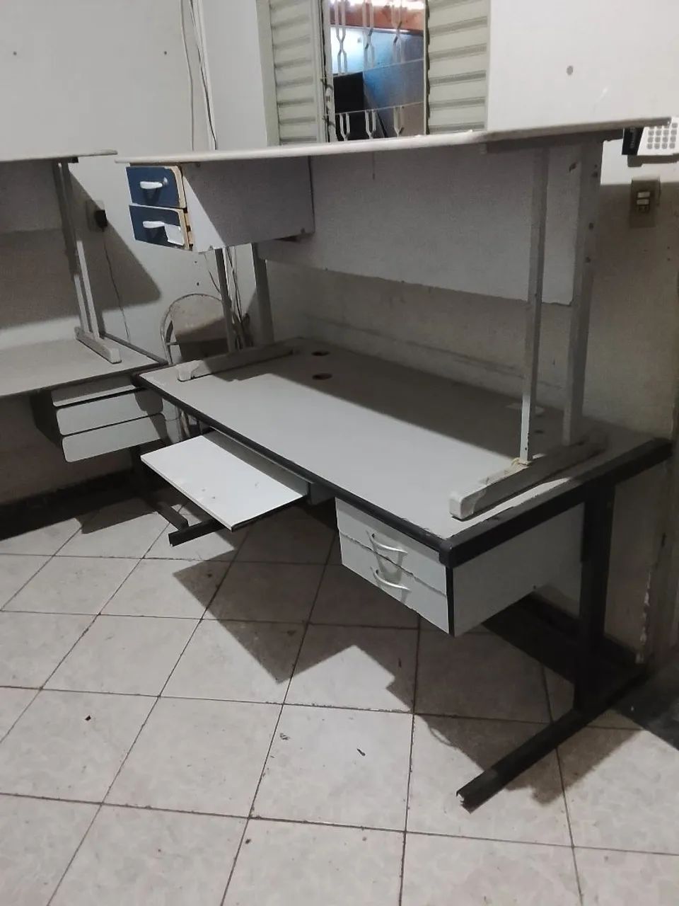 Mesas Escrivaninhas usadas ENTREGA dentro Uberlândia  - Foto 2