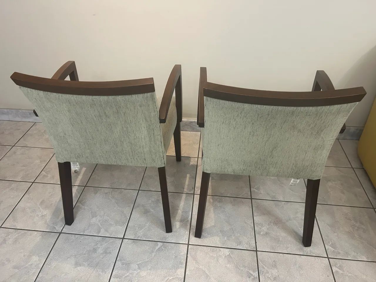  Duas Poltronas Karina  - Foto 2