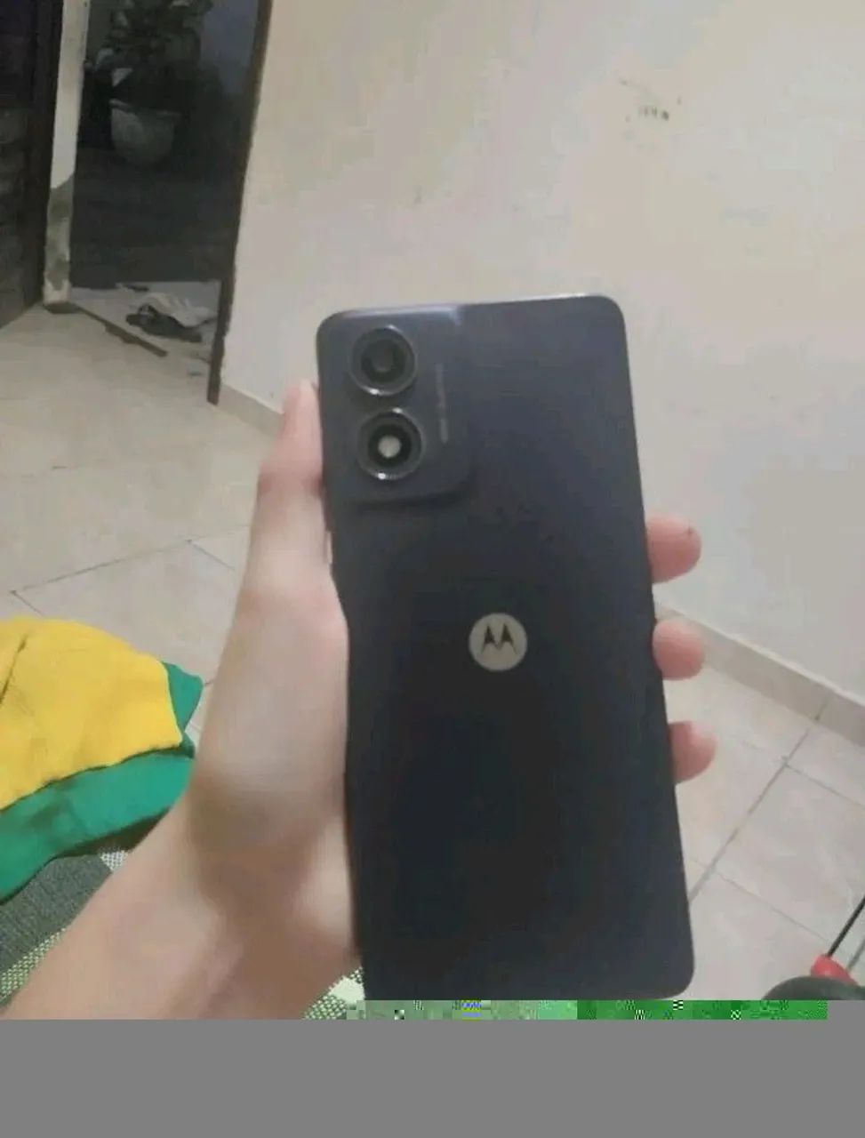 Moto G04s