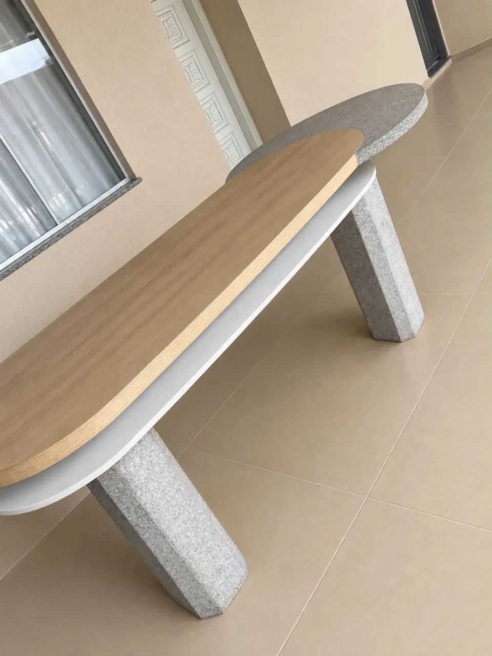 Mesa bistrô mármore e madeira (exclusiva)