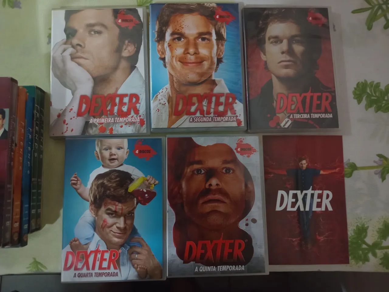 DVDs Box Série Dexter as cinco primeiras temporadas - DVD, Blu-Ray