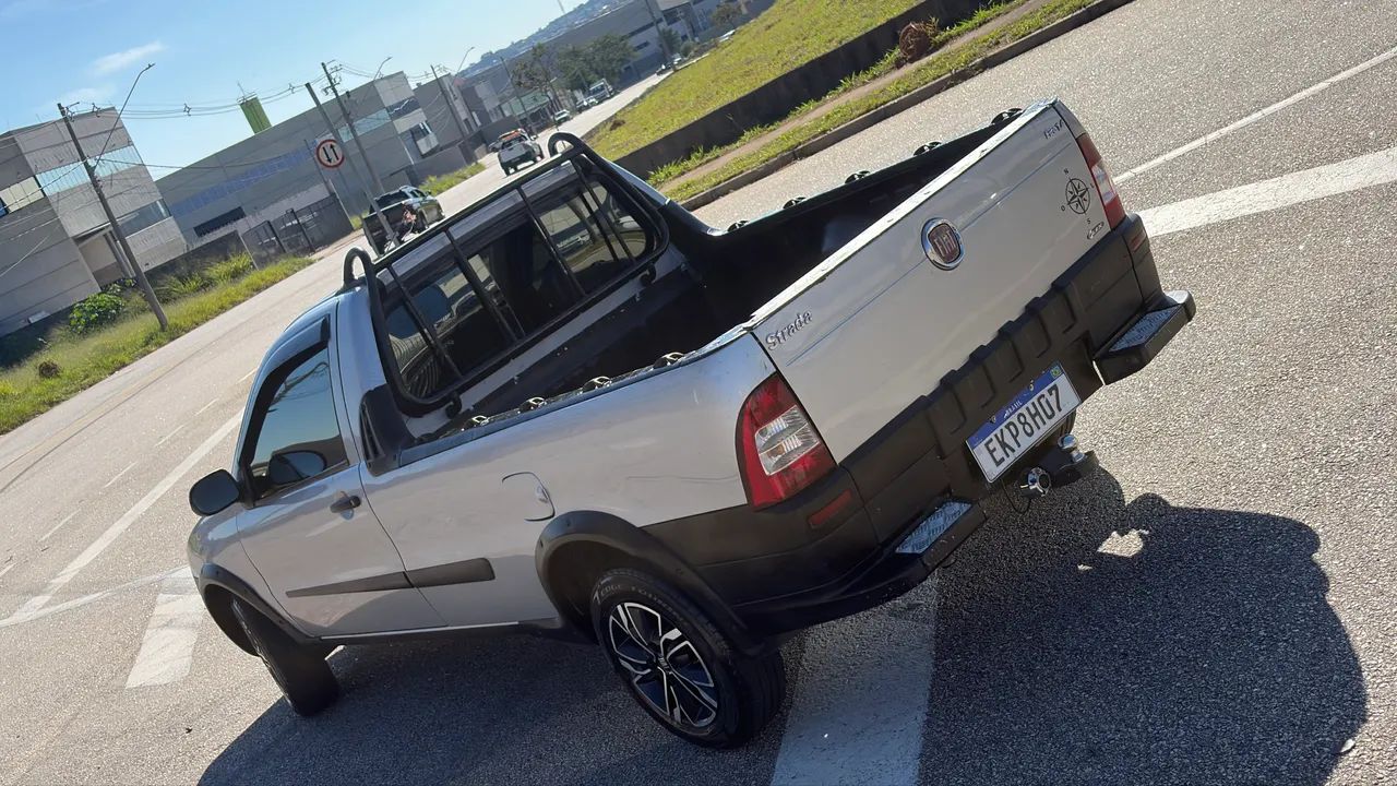 Fiat Strada 1.4 MPI Fire Flex 8V CS 2010 - Foto 3