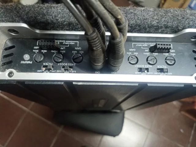caixa selada  12 pol + modulo hurricane   - Foto 3