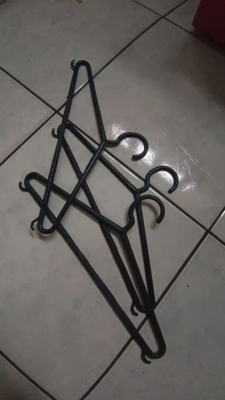 Cabides adulto.