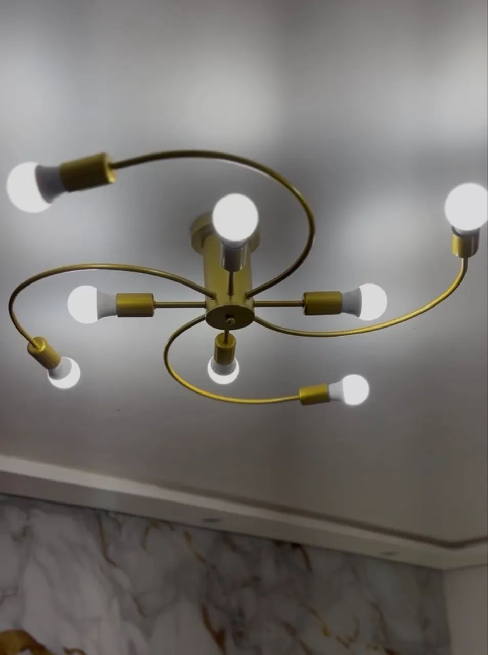 Montagem e Instalação de Lustre(luminária) - Foto 3