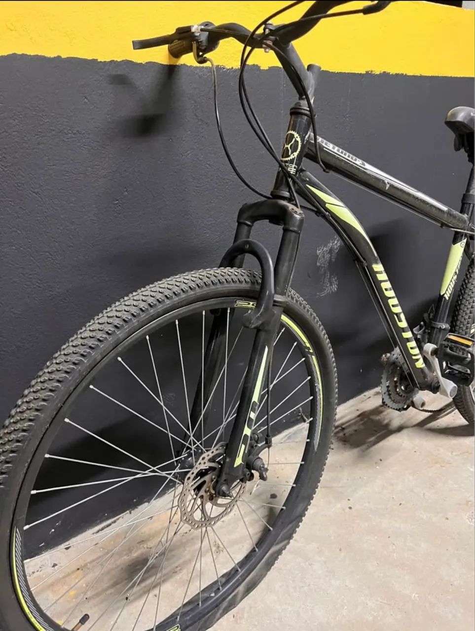Bicicleta Houston aro 26 - Preta.