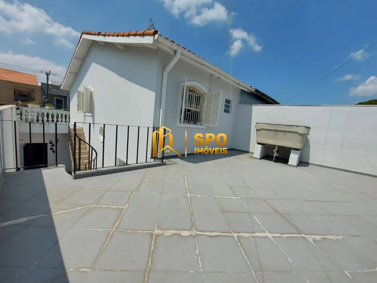 Casa Ampla à Venda com 4 Dormitórios, Lavabo, 2 Vagas e Lavanderia Espaçosa - Foto 11