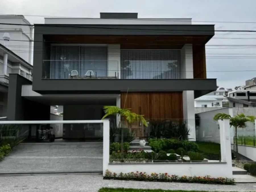 Casa Aluguel 3 Quartos com 3 Suítes e 342m² - Pedra Branca