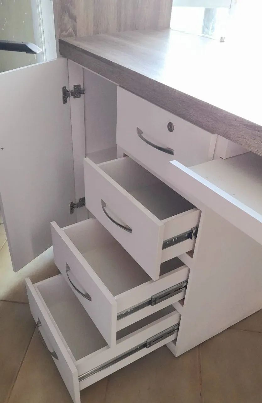 Balcão Expositor/Vitrine para Comércio - Ideal para Clínica, Loja ou Escritório - Foto 3