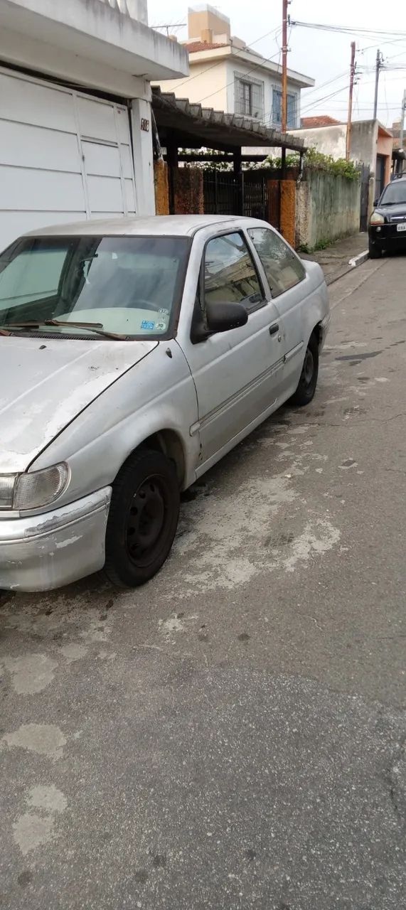Volkswagen Logus 1.8 / CLI / CL (álcool) 1994 - Foto 2