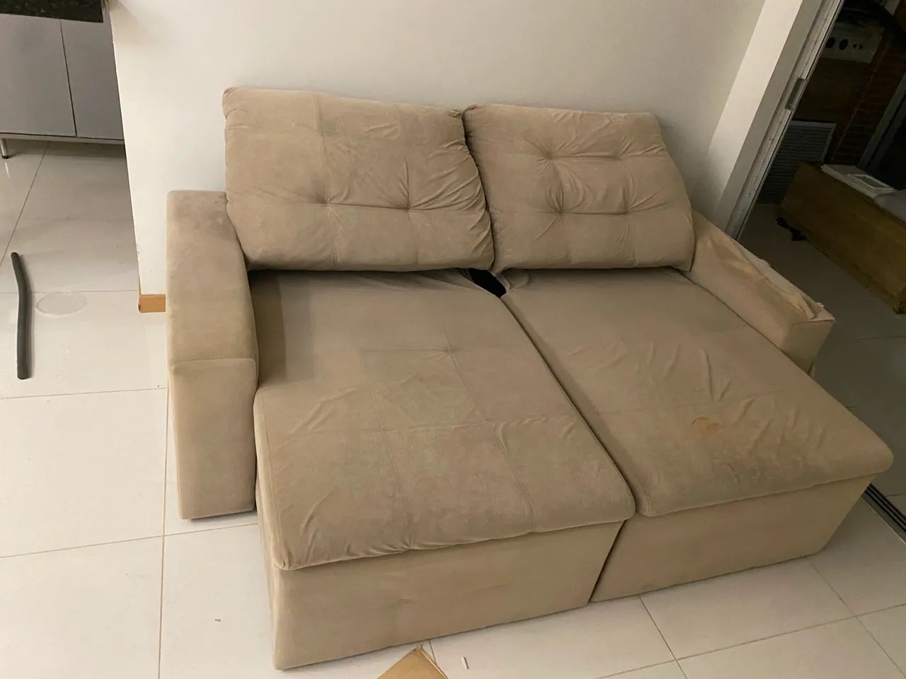 Sofá 2 lugares, reclinável e retrátil 