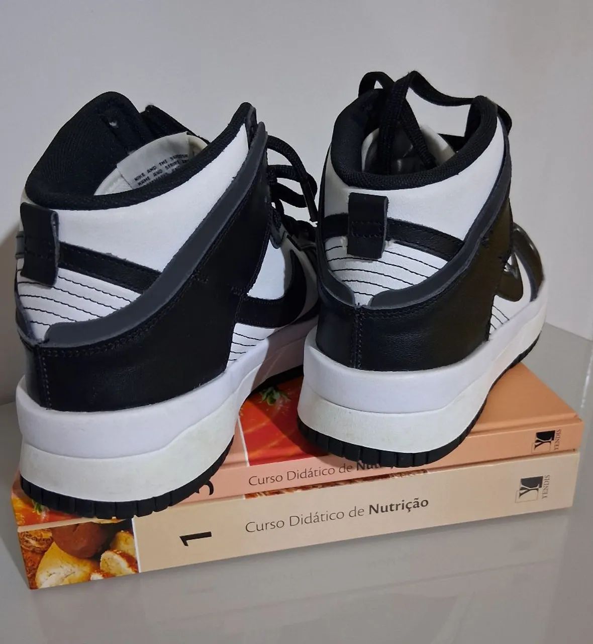 Tênis Nike Dunk- High Rebel- Panda - Foto 2