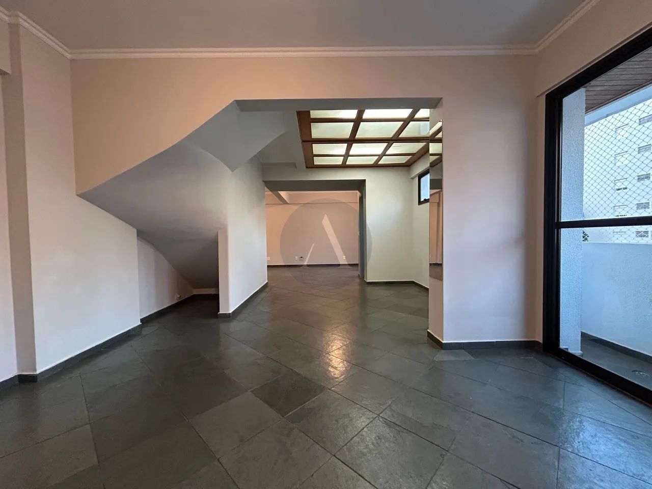 Apartamento para alugar no bairro Cambuí - Campinas/SP