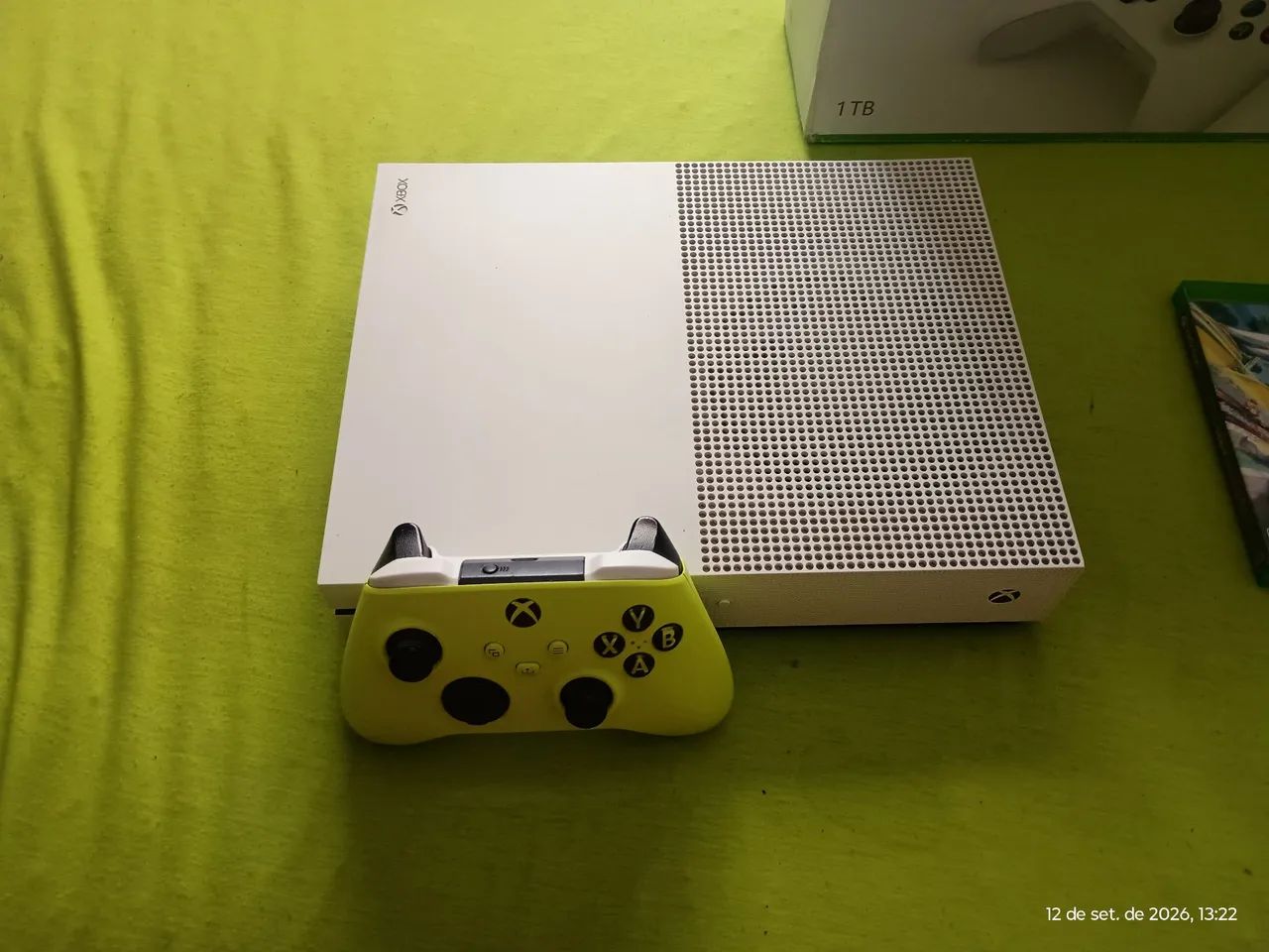 Xbox one s com jogo Sonic racing 512gb - Foto 5