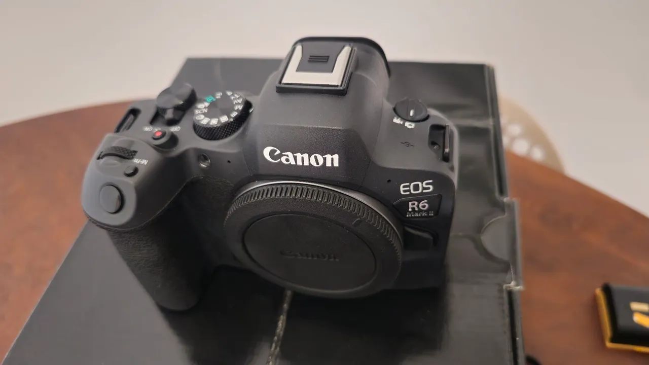 Câmera Canon EOS R6 Mark II  - Foto 4