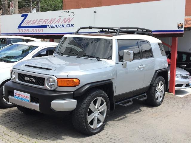 Toyota FJ Cruiser 4.0 automático 4x4 2008