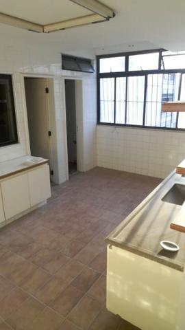Exclusividade/ 504 m2 sendo UM por andar/ 4 suítes com varanda e closed - Foto 11