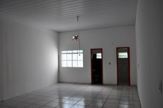 Alugo Amplo Salão com IPTU incluso! - Foto 3