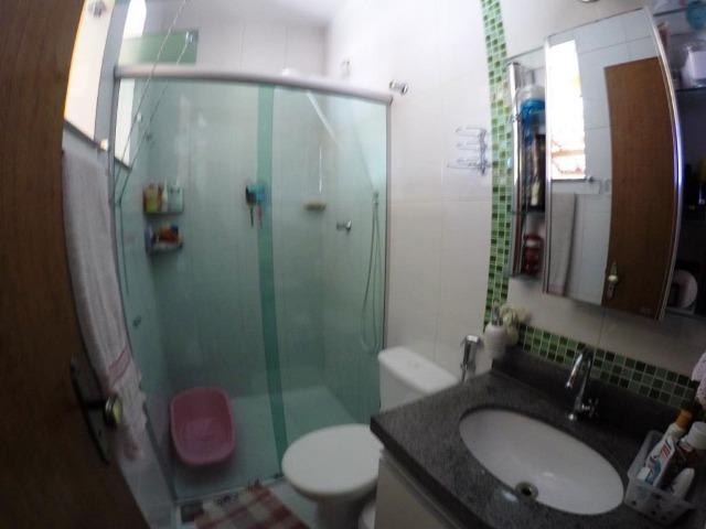 Cod.:2270 Linda casa geminada independente área construída 100 m² no Juliana - Foto 7