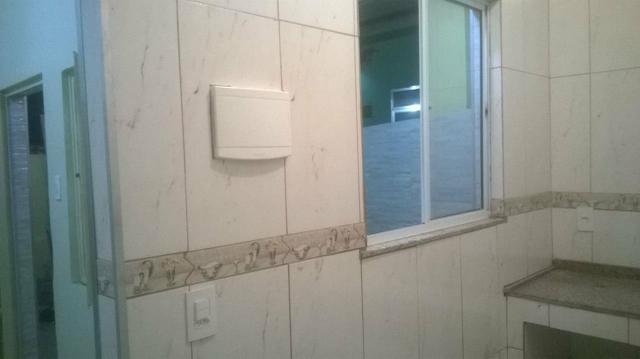 Aluga-se casa no centro de Belford roxo - Foto 2
