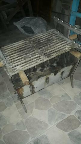Churrasqueira de aluminio - Foto 2